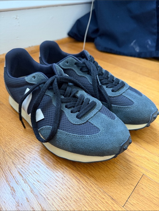 Veja Shoes - Veja Retro Runner Sneakers in Dark Green and Black